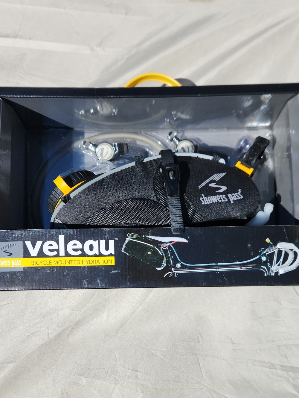 Veleau Black Bicycle Mounted Hydration Pack